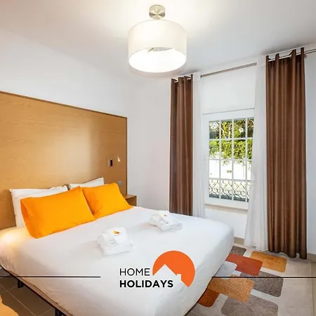 #021 Oldtown, Sea View, Pool, Private Park Apartamento *